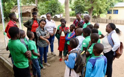 Environmental Youth Clubs spend World Biodiversity Day in Gorongosa Park.